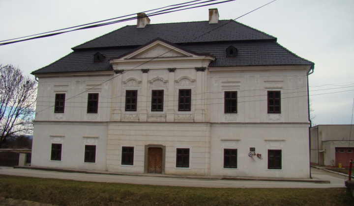 Kaštieľ a kultúrne pamiatky