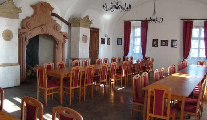Kaštieľ a kultúrne pamiatky