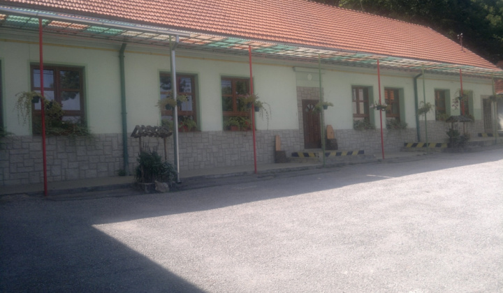 Základná škola a materská škola